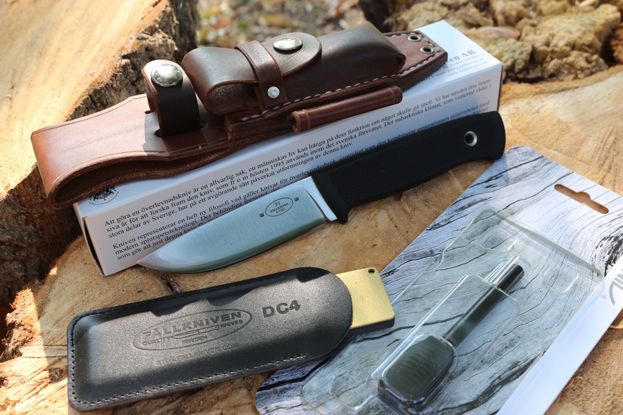 Fallkniven F1 Custom Leather Kit photo