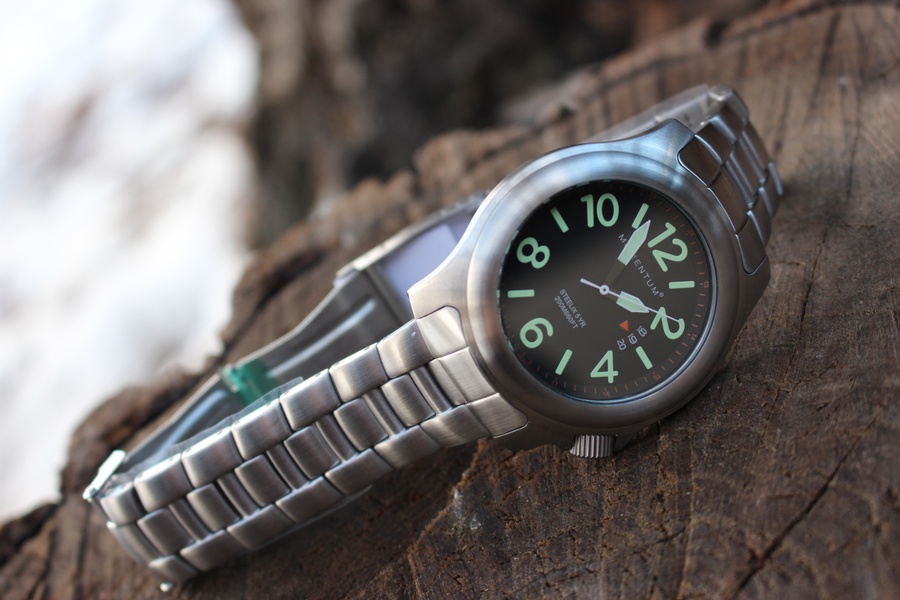 Bushcraft Watch with Stainless Steel strap photo