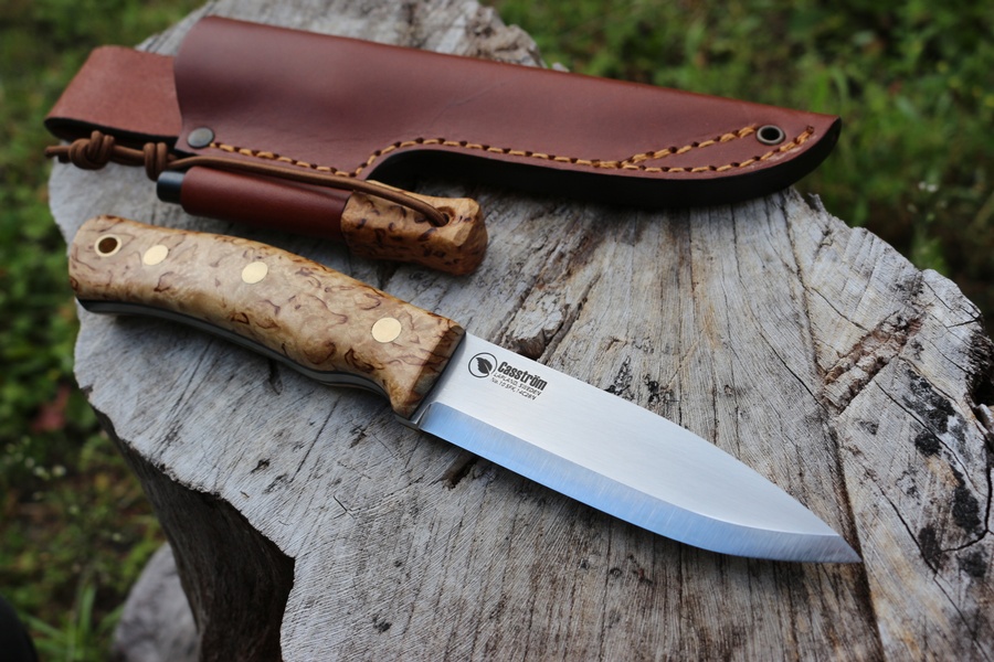 Casstrom SFK No10 14C28N Curly Birch with Firesteel