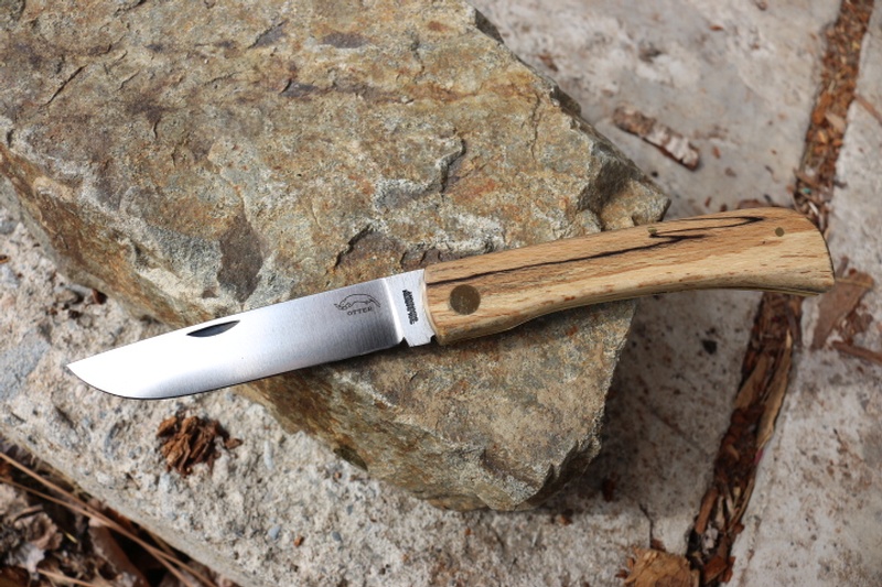 Otter Goat Large Beech