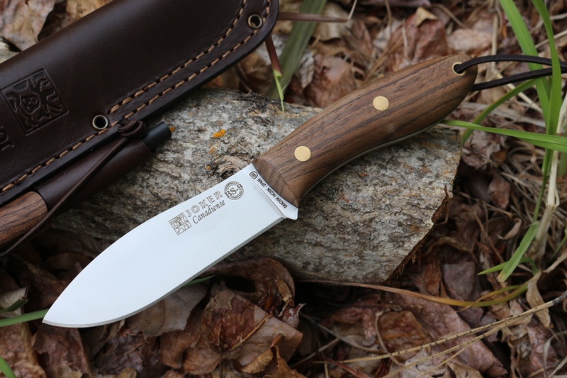 Joker Canadiense Walnut with Firesteel