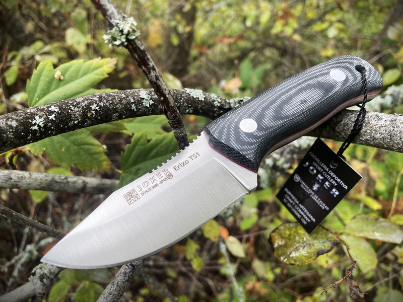 Joker Erizo Black Micarta with Firesteel Leather Sheath