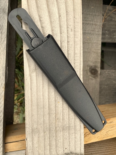 Fallkniven F1 Swedish Airforce Leaf Sheath