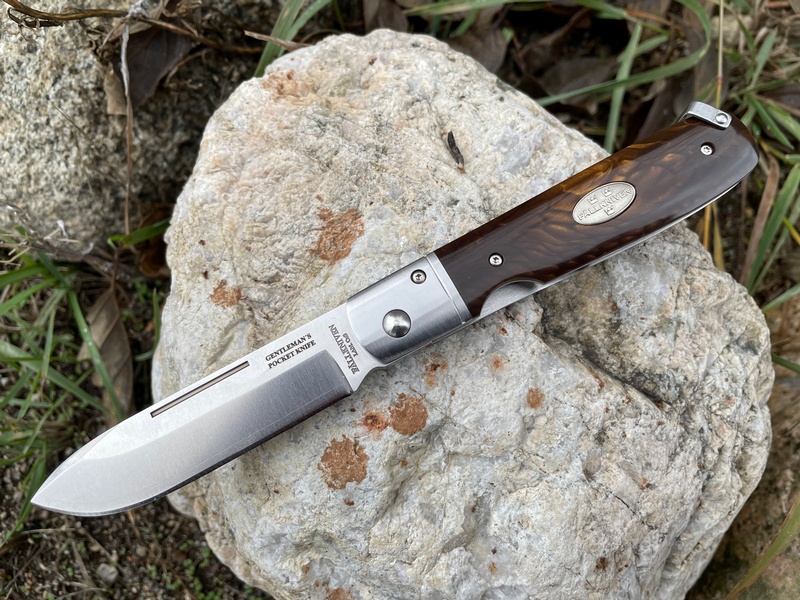 Fallkniven Gentlemans Pocket Knife Golden Dragon