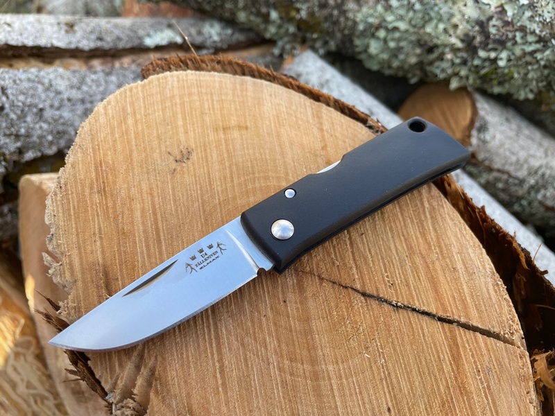 Fallkniven U4 Elmax